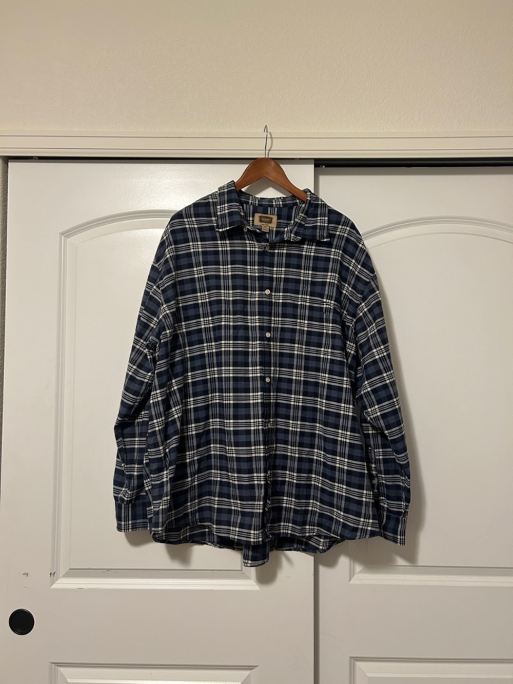 The Foundry Supply Co. Men’s 3XL Navy and White Plaid Button Down Shirt
